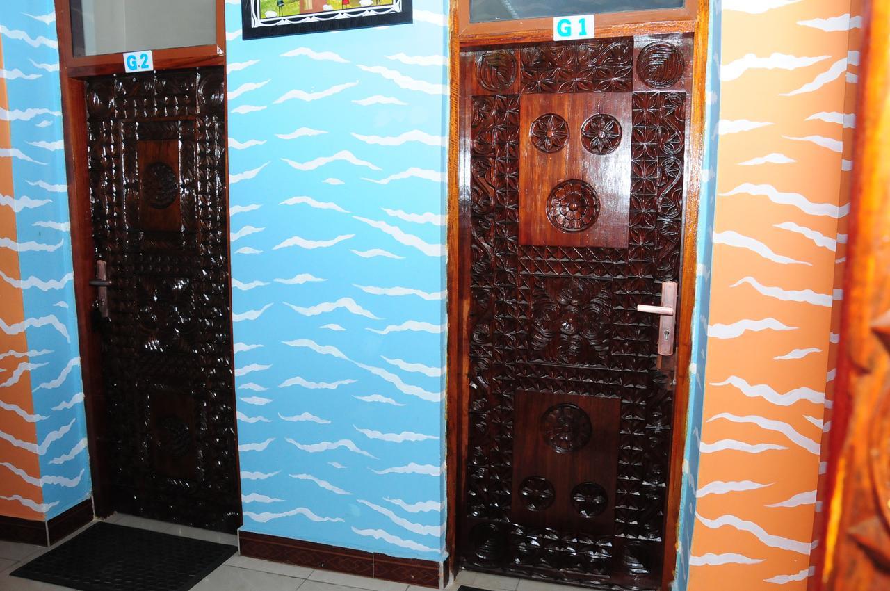 Safari Inn Dar es Salaam Exterior photo